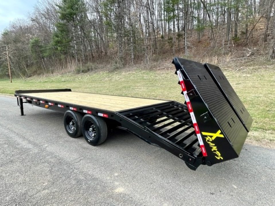 New 2026 Nexhaul 8.5X20 + 5 Deckover Equipment Trailer