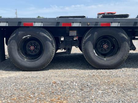 New 2027 Lamar 102" x 25' 20k Flatbed Trailer