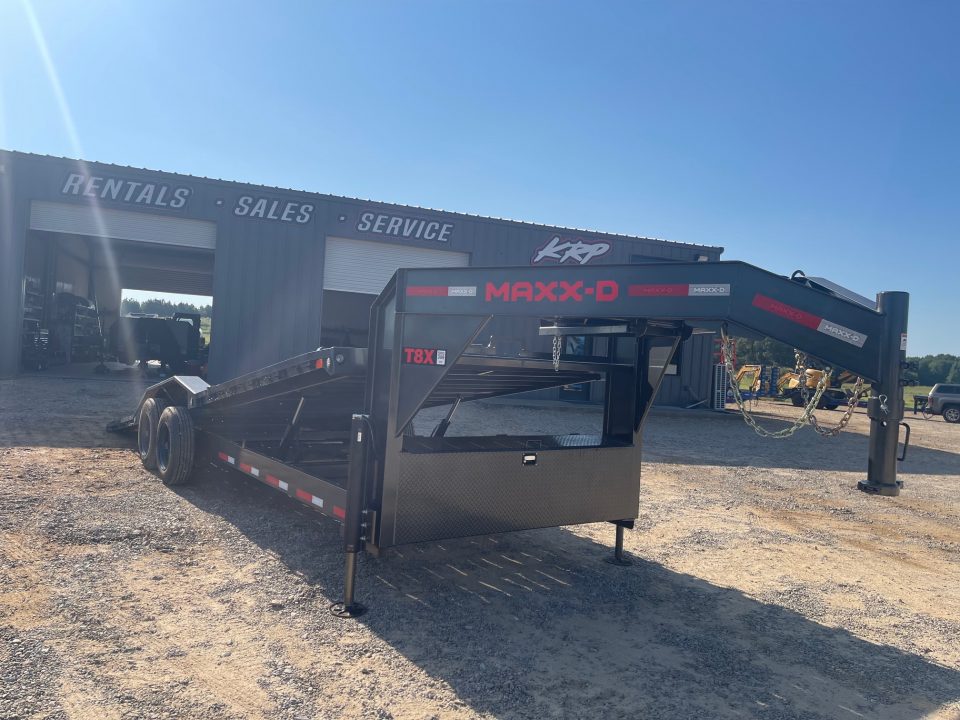 New 2027 MAXX-D T8B10224G Tilt Trailer