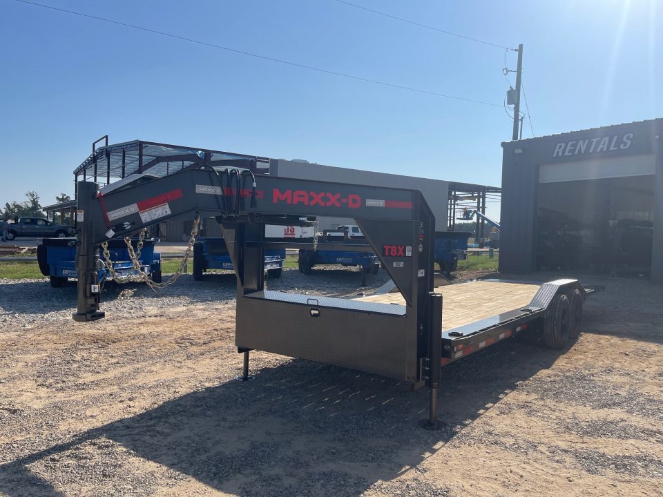New 2027 MAXX-D T8B10224G Tilt Trailer
