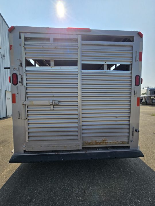 Used 2006 Featherlite 20' Stock