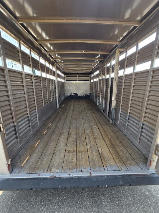Used 2006 Featherlite 20' Stock