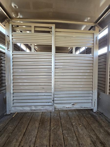 Used 2006 Featherlite 20' Stock
