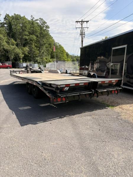 New 2027 PJ Trailers F8242 Equipment Trailer