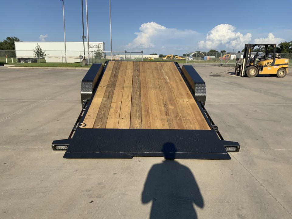 New 2027 MAXX-D 83 X 22 G6X Tilt Trailer