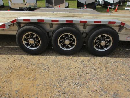 New 2026 Wolverine Trailers 21k Equipment Trailer