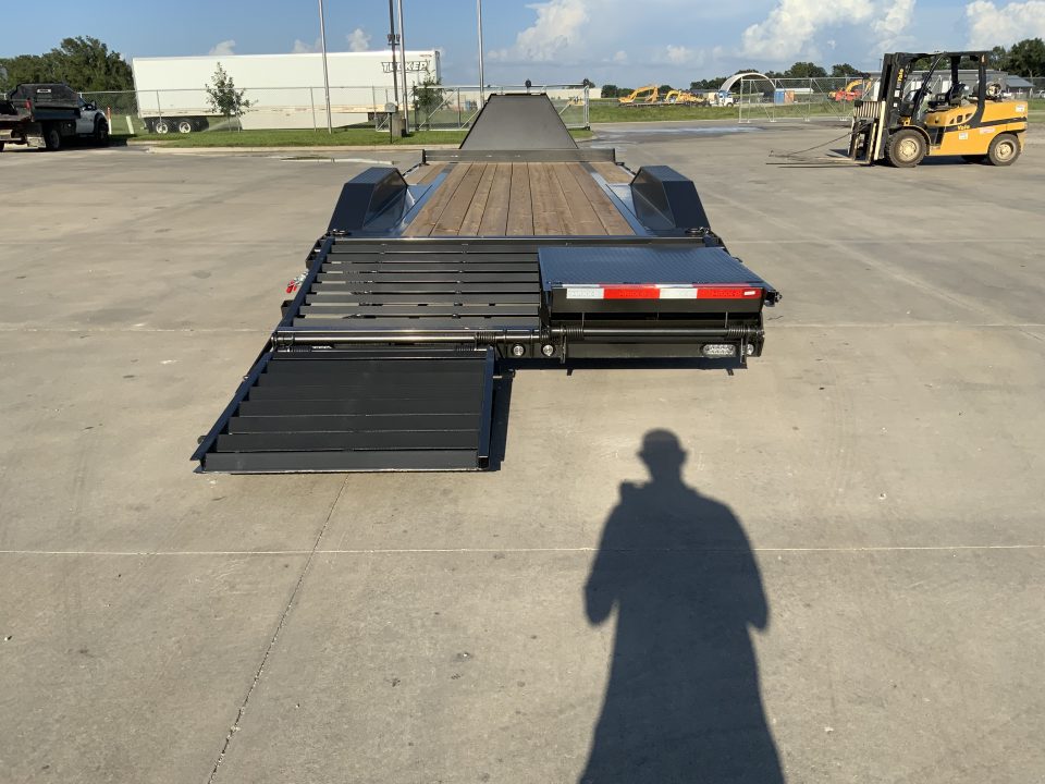 New 2027 MAXX-D 102 X 24 H9X Equipment Trailer