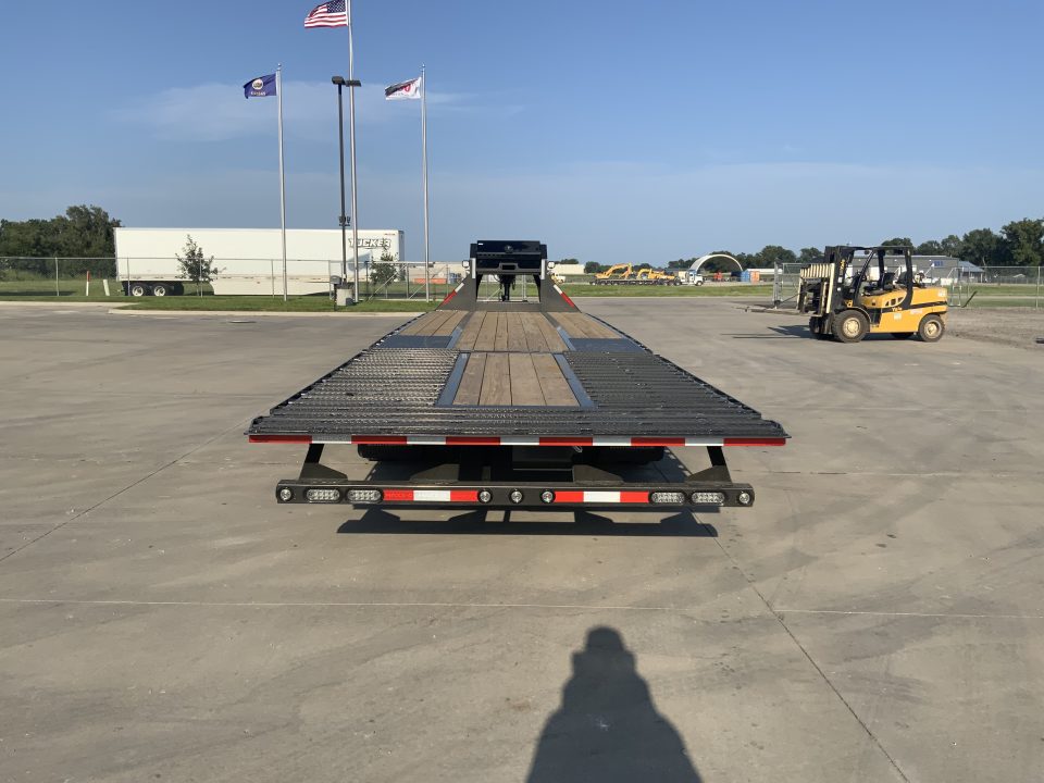 New 2027 MAXX-D 102 X 34 YDX Gooseneck Flatbed Trailer