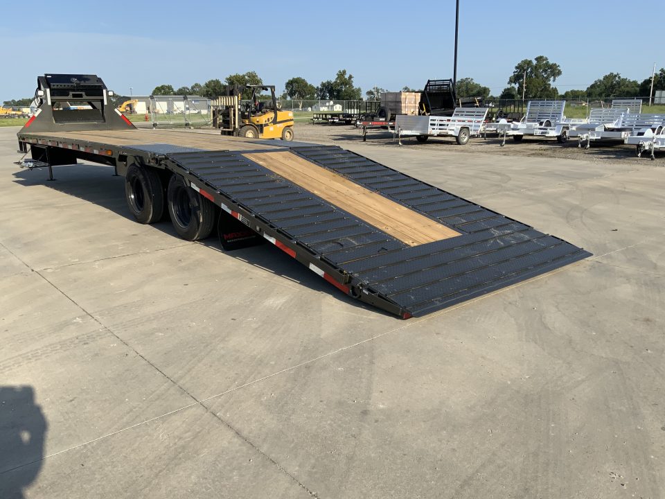 New 2027 MAXX-D 102 X 34 YDX Gooseneck Flatbed Trailer