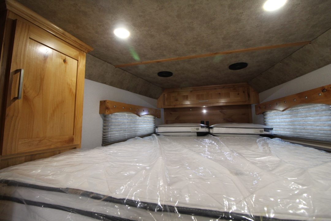 New 2027 Trails West Classic 10 x 10 Living Quarters - SOLAR - Pass Through Door - Escape Door - 2 Horse Trailer