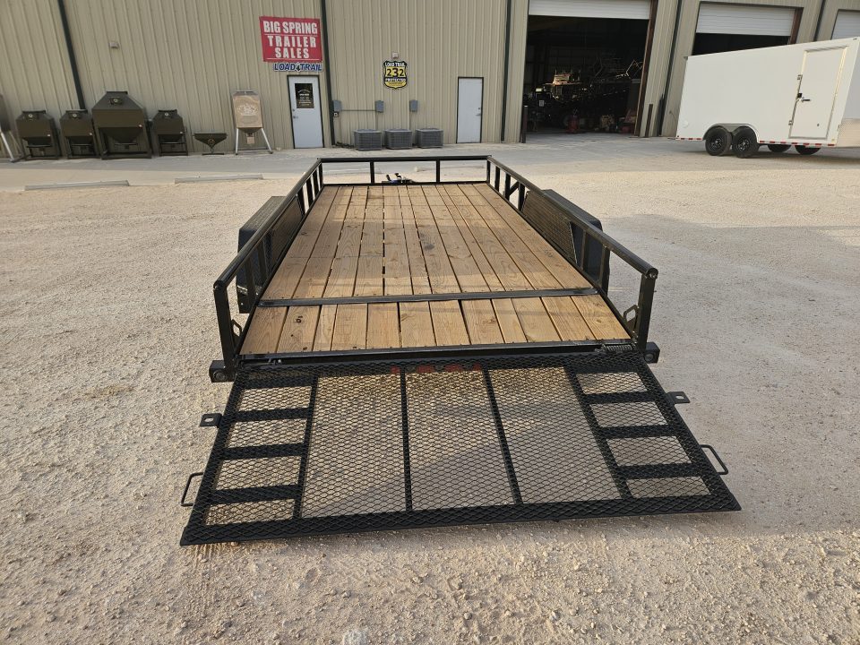 New 2026 Load Trail 7K 18' Utility Trailer w/ Gate