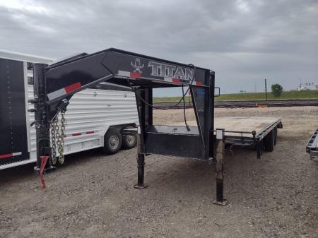 Used 2020 Titan 26' Flatbed Trailer