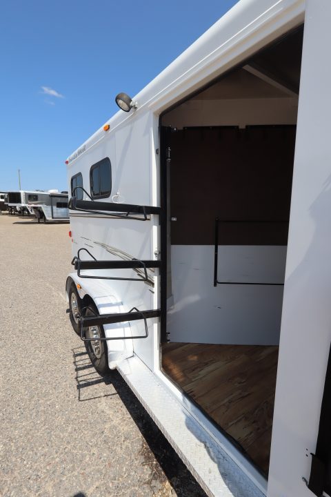 Used 2008 Trails West 2HR GN Horse Trailer