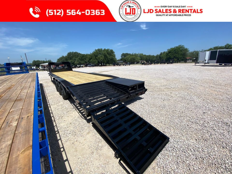New 2026 Tiger - Gooseneck Drive Over Fender EquipmentTrailer 32'