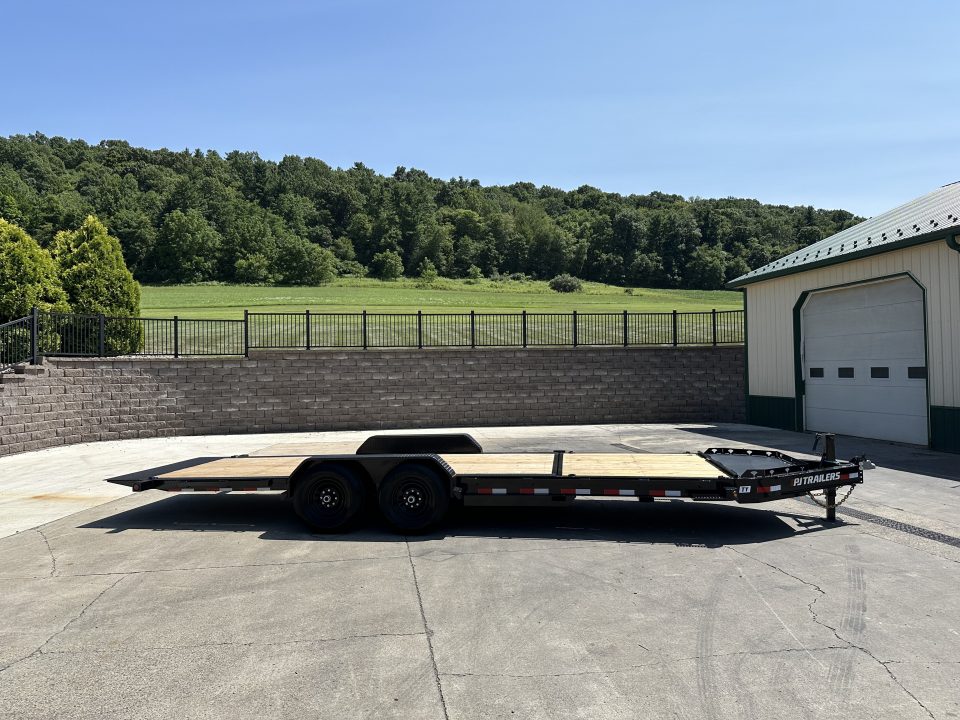 New PJ Trailers 22' Hydraulic Dampening Tilt (TY)