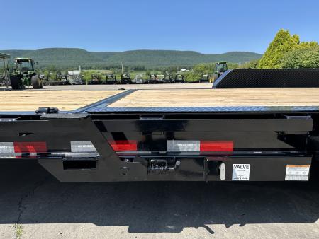 New PJ Trailers 22' Hydraulic Dampening Tilt (TY)