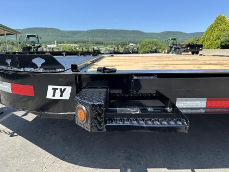 New PJ Trailers 22' Hydraulic Dampening Tilt (TY)