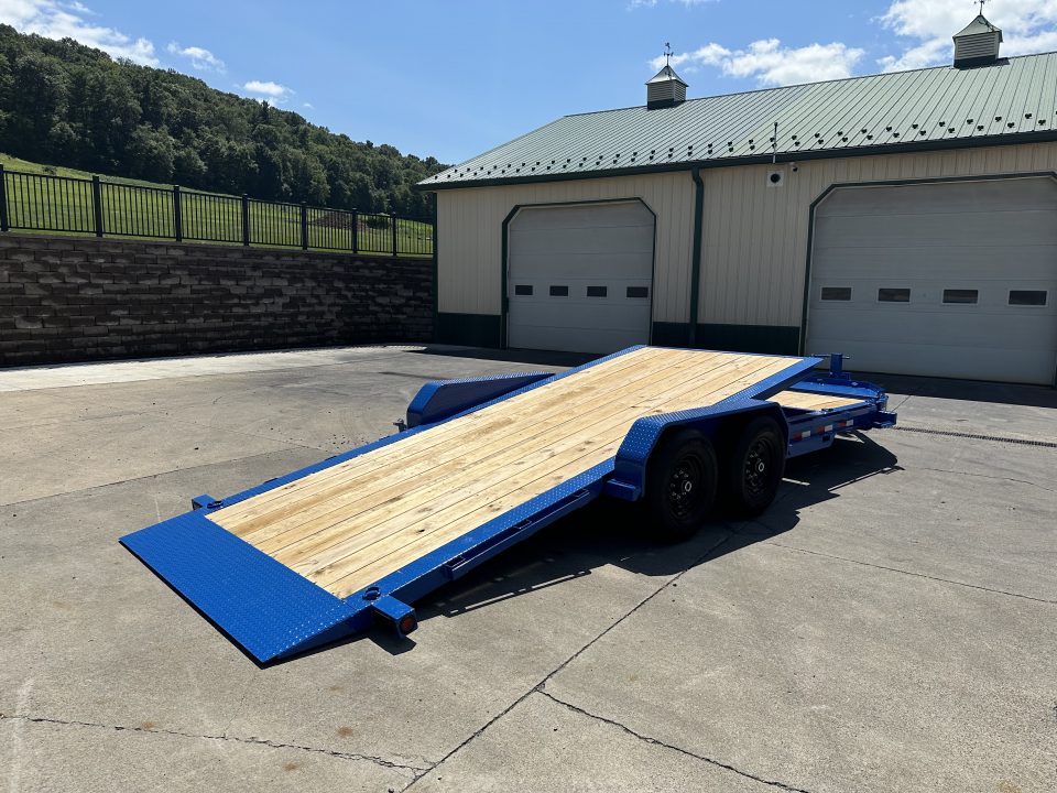 New PJ Trailers 20' Hydraulic Dampening Tilt (TY)