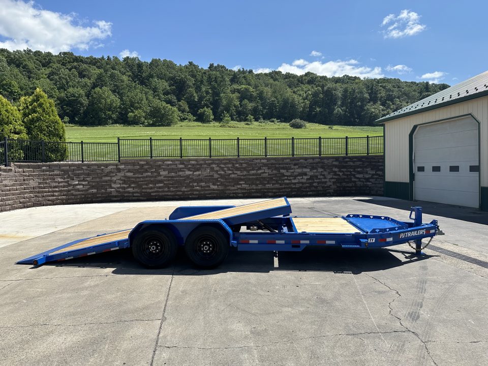New PJ Trailers 20' Hydraulic Dampening Tilt (TY)