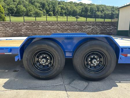 New PJ Trailers 20' Hydraulic Dampening Tilt (TY)