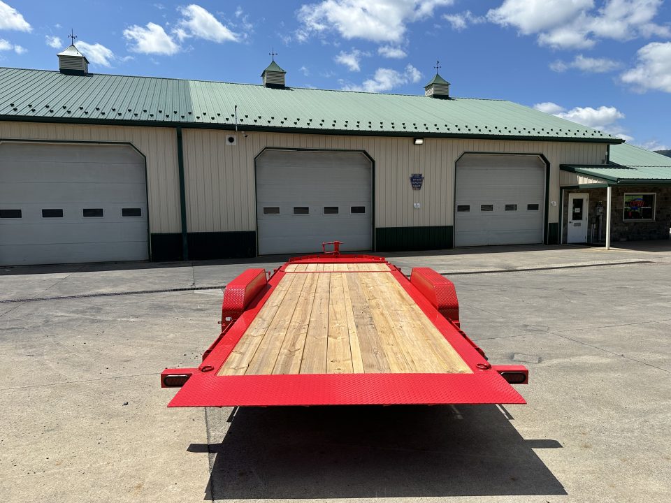 New PJ Trailers 20' Hydraulic Dampening Tilt (TY)
