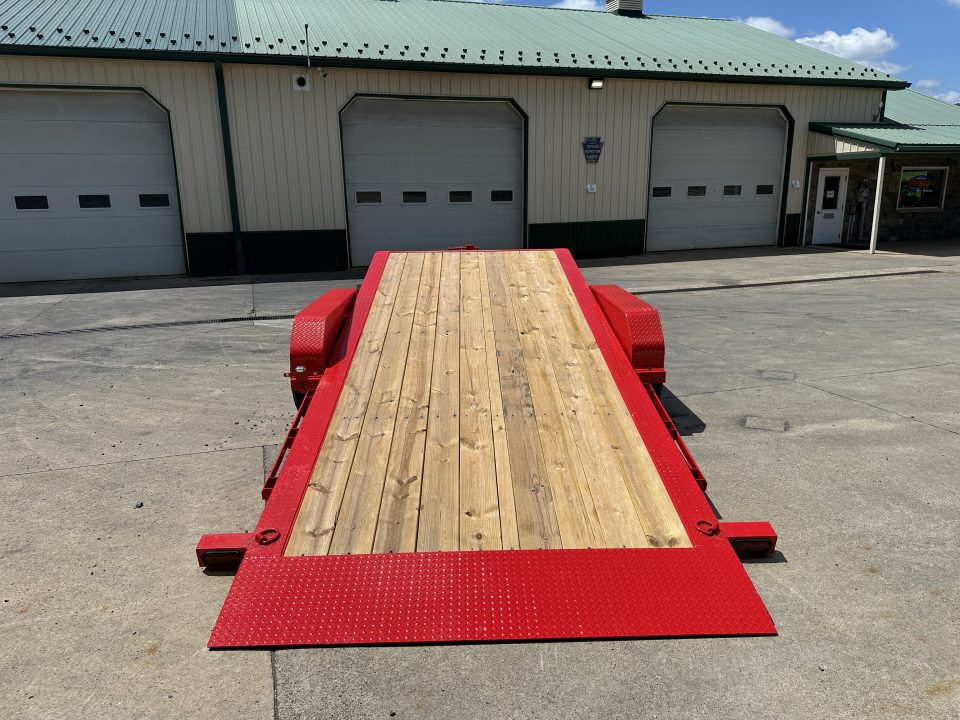 New PJ Trailers 20' Hydraulic Dampening Tilt (TY)
