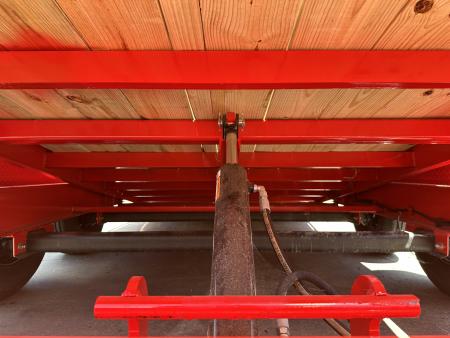 New PJ Trailers 20' Hydraulic Dampening Tilt (TY)