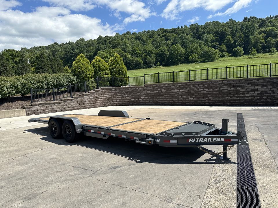 New PJ Trailers 20' Hydraulic Dampening Tilt (TY)