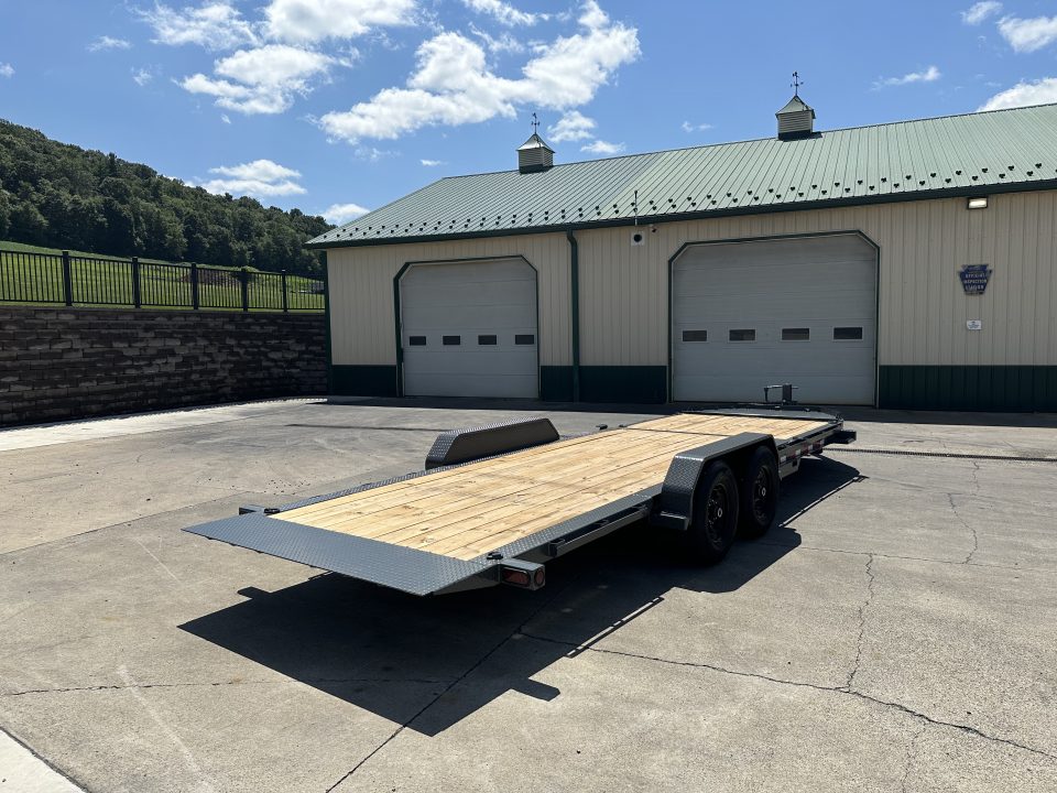 New PJ Trailers 20' Hydraulic Dampening Tilt (TY)