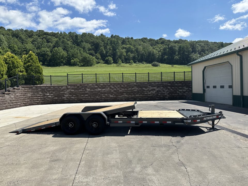 New PJ Trailers 20' Hydraulic Dampening Tilt (TY)
