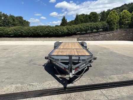 New PJ Trailers 20' Hydraulic Dampening Tilt (TY)