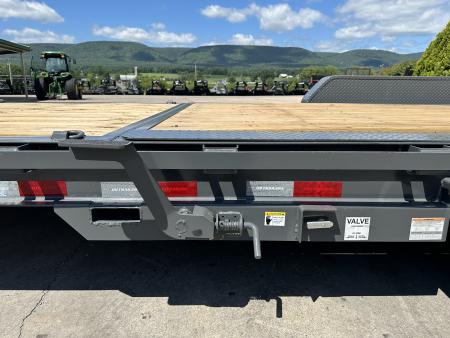 New PJ Trailers 20' Hydraulic Dampening Tilt (TY)