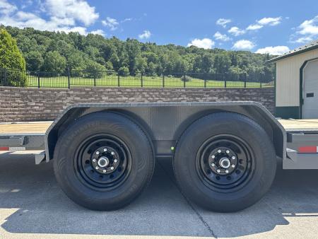 New PJ Trailers 20' Hydraulic Dampening Tilt (TY)