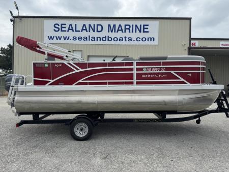 Used 2024 Bennington 188 SL Cruise Pontoon Boat