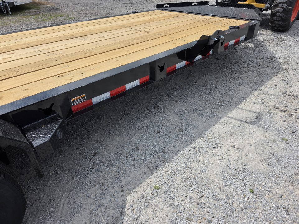 New 2026 Load Trail BRAND NEW 83" x 22' 14K Tandem Axle MAX RAMPS Car Hauler EQUIPMENT TRAILER 14K GVWR 83X22 Car Hauler