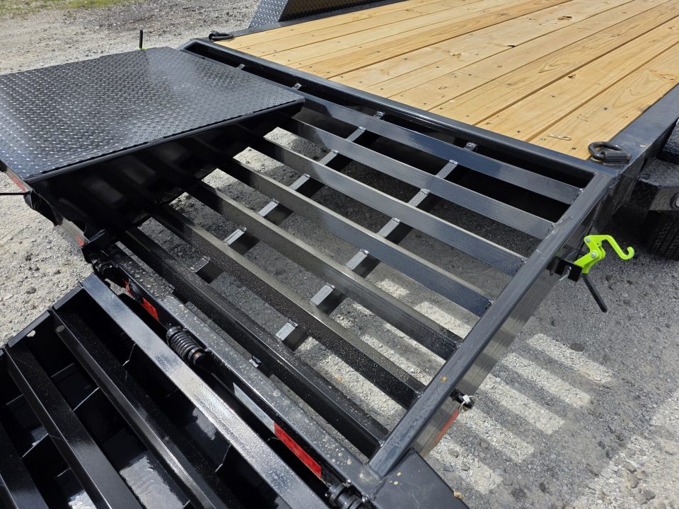 New 2026 Load Trail BRAND NEW 83" x 22' 14K Tandem Axle MAX RAMPS Car Hauler EQUIPMENT TRAILER 14K GVWR 83X22 Car Hauler