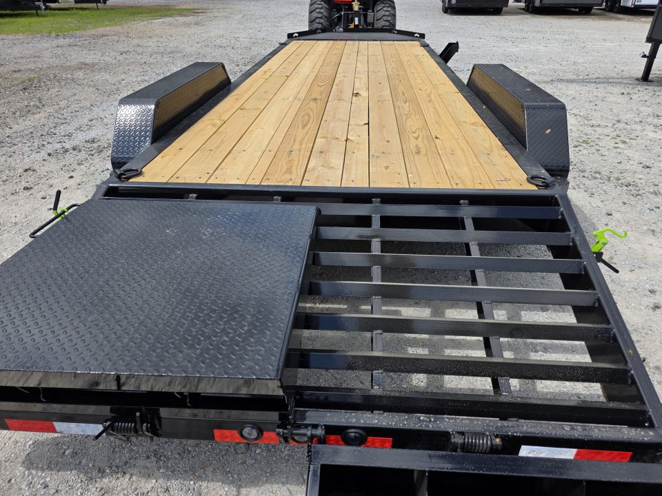 New 2026 Load Trail BRAND NEW 83" x 22' 14K Tandem Axle MAX RAMPS Car Hauler EQUIPMENT TRAILER 14K GVWR 83X22 Car Hauler