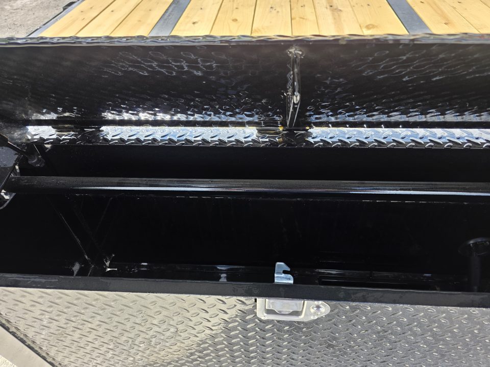 New 2027 Load Trail BRAND NEW 102X30 24K GOOSENECK MAX RAMPS TANDEM DUAL Equipment Trailer