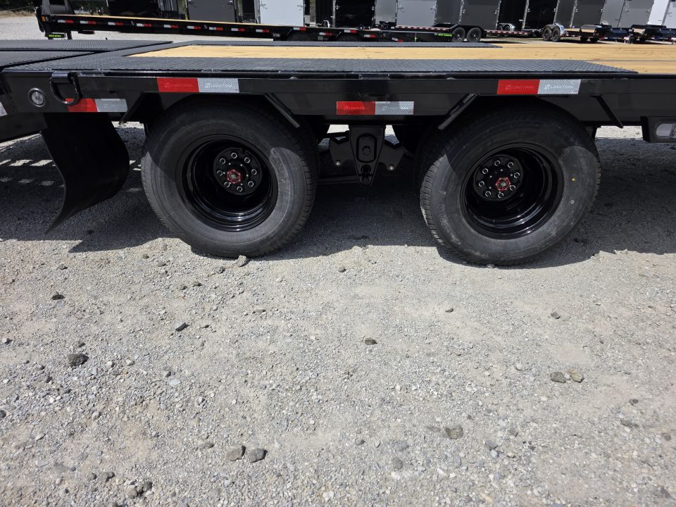 New 2027 Load Trail BRAND NEW 102X30 24K GOOSENECK MAX RAMPS TANDEM DUAL Equipment Trailer