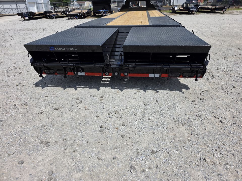 New 2027 Load Trail BRAND NEW 102X30 24K GOOSENECK MAX RAMPS TANDEM DUAL Equipment Trailer