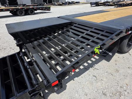 New 2027 Load Trail BRAND NEW 102X30 24K GOOSENECK MAX RAMPS TANDEM DUAL Equipment Trailer