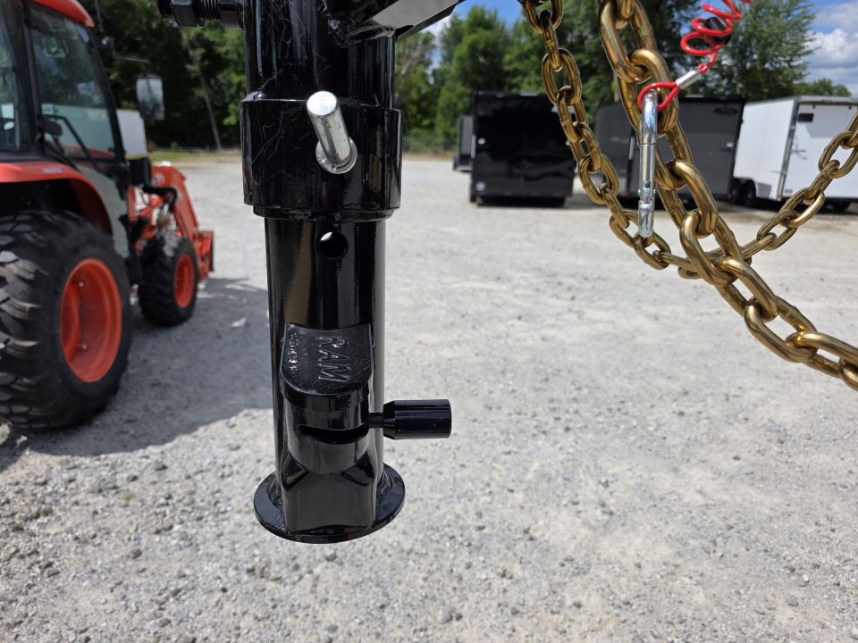 New 2027 Load Trail BRAND NEW 102X32 25900 GOOSENECK MAX RAMPS TANDEM DUAL Gooseneck Bodies