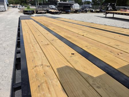 New 2027 Load Trail BRAND NEW 102X32 25900 GOOSENECK MAX RAMPS TANDEM DUAL Gooseneck Bodies