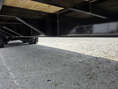 New 2027 Load Trail BRAND NEW 102X32 25900 GOOSENECK MAX RAMPS TANDEM DUAL Gooseneck Bodies