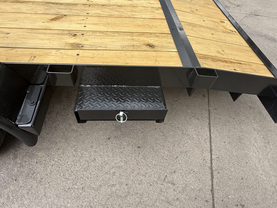 New 2027 Big Tex 70CH-18BKDT2B Flatbed Trailer