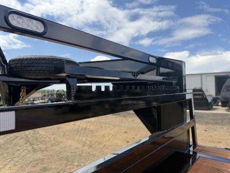 New 2027 Diamond T 8.5-30 Single Wheel Gooseneck Deckover Equipment Hauler 16K GVWR