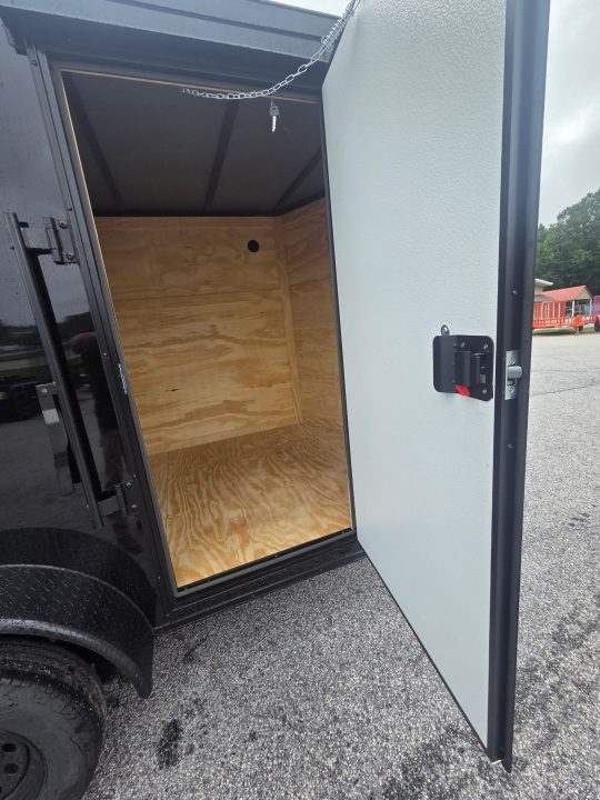2027 Enclosed Cargo Trailer photo 5