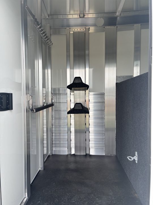 New 2027 4-Star Trailers 2 + 1 Horse Trailer