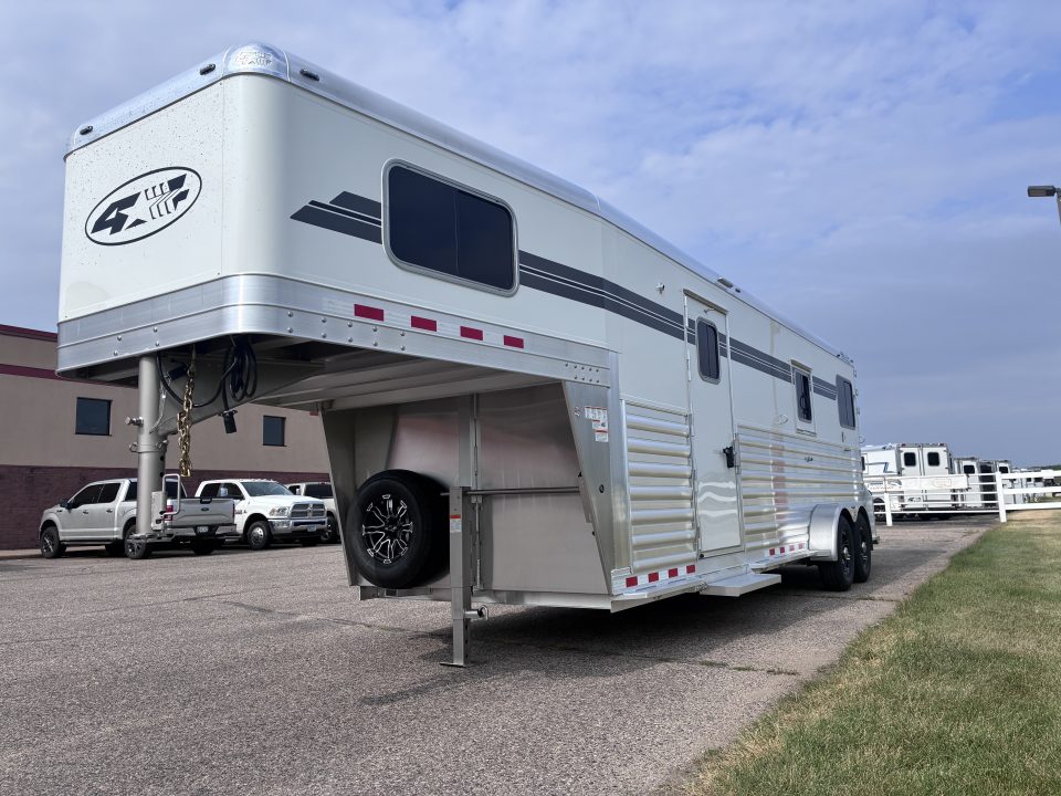 New 2027 4-Star Trailers 2 + 1 Horse Trailer