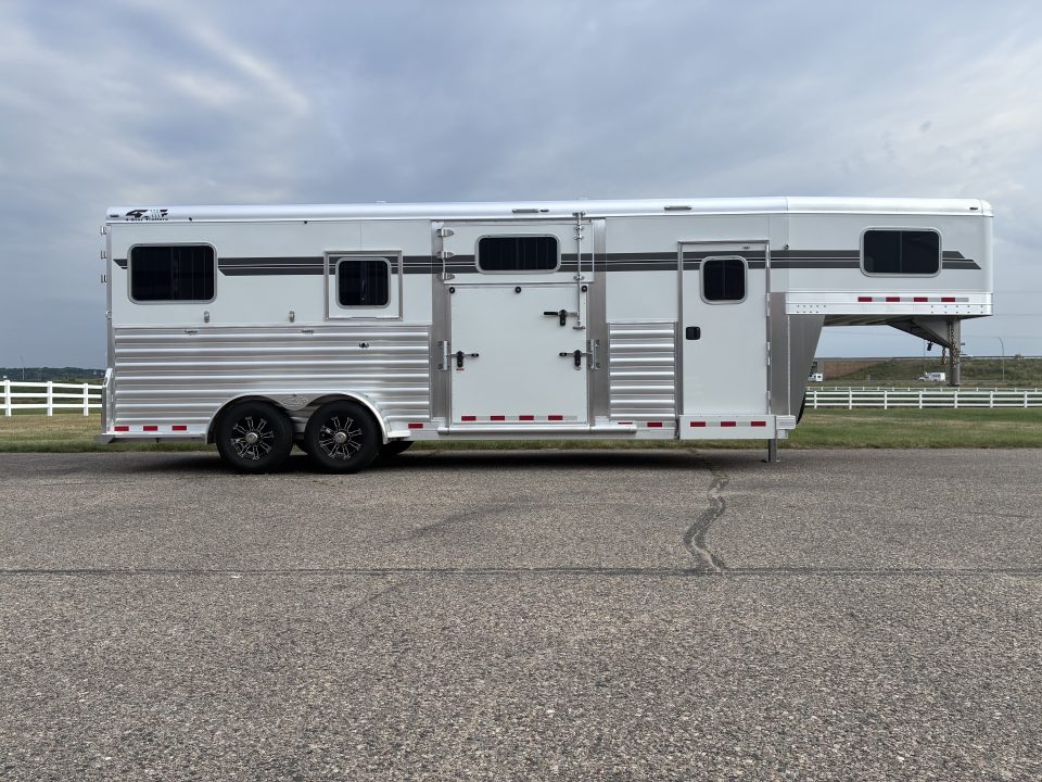 New 2027 4-Star Trailers 2 + 1 Horse Trailer